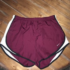 Nike maroon shorts